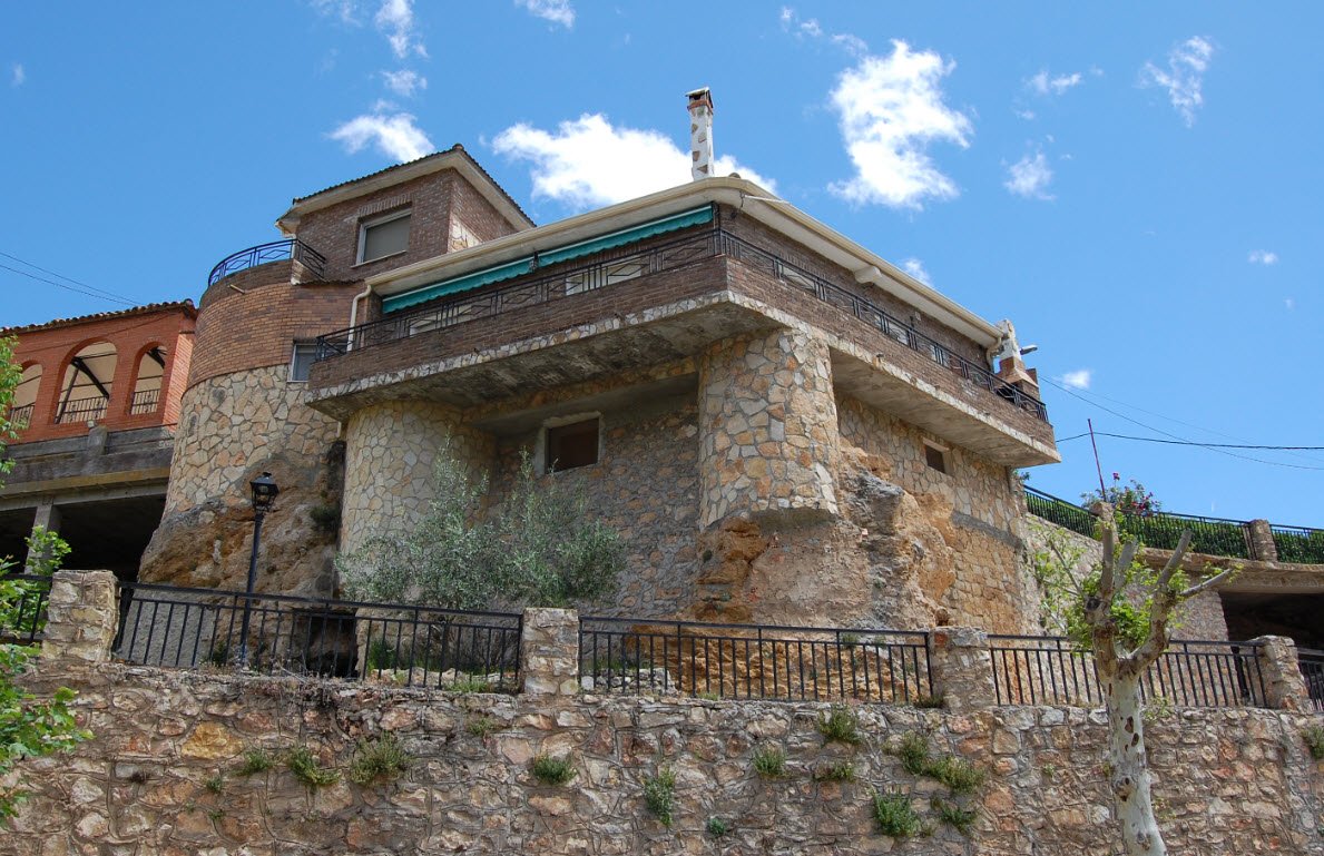 Castillo de Algar de Mesa, Spain